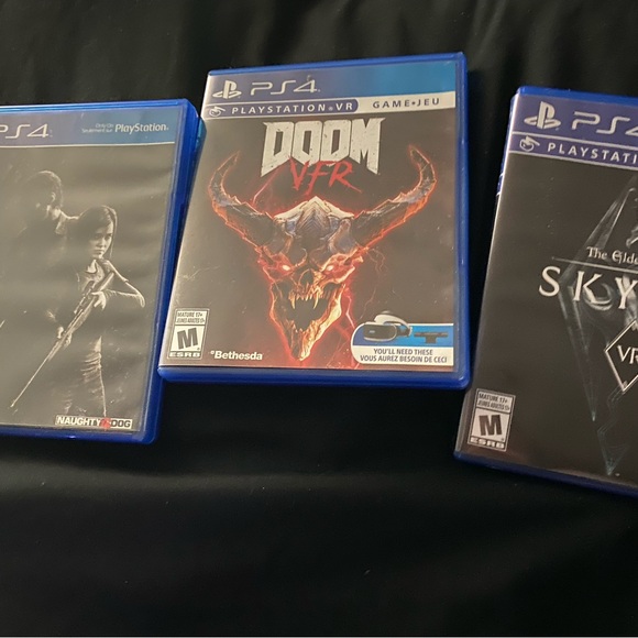 Sony Other - PS4 Game Bundle: Doom VFR, Skyrim VR, The Last of Us